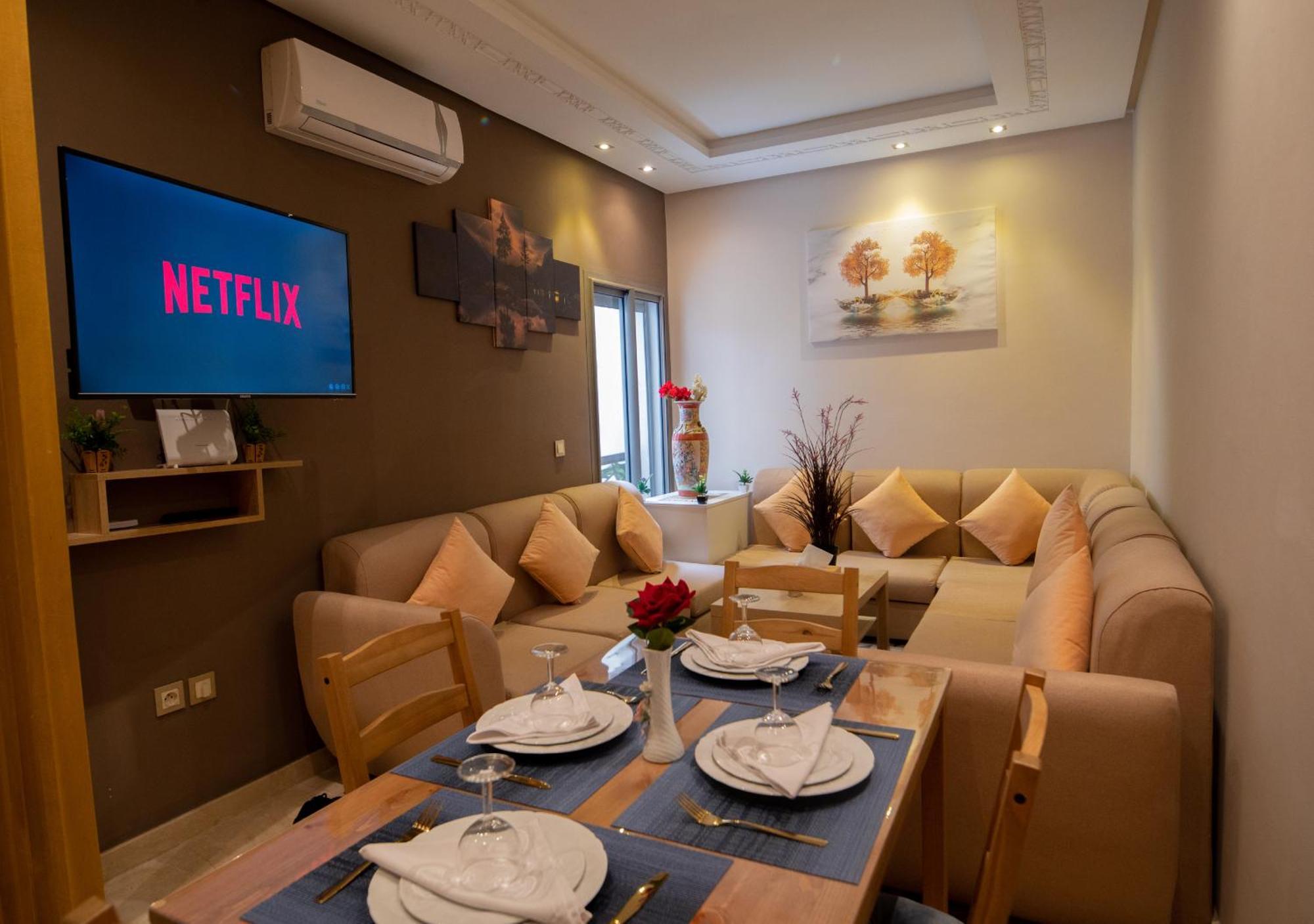 R101- Cosy And Stylish Apartment With King Size Bed- Belvedere Казабланка Екстериор снимка